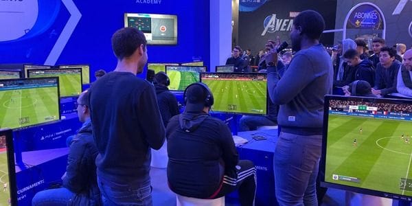 En 2020, la FIFA a gagné plus d'argent grâce aux jeux vidéo qu'à ses compétitons